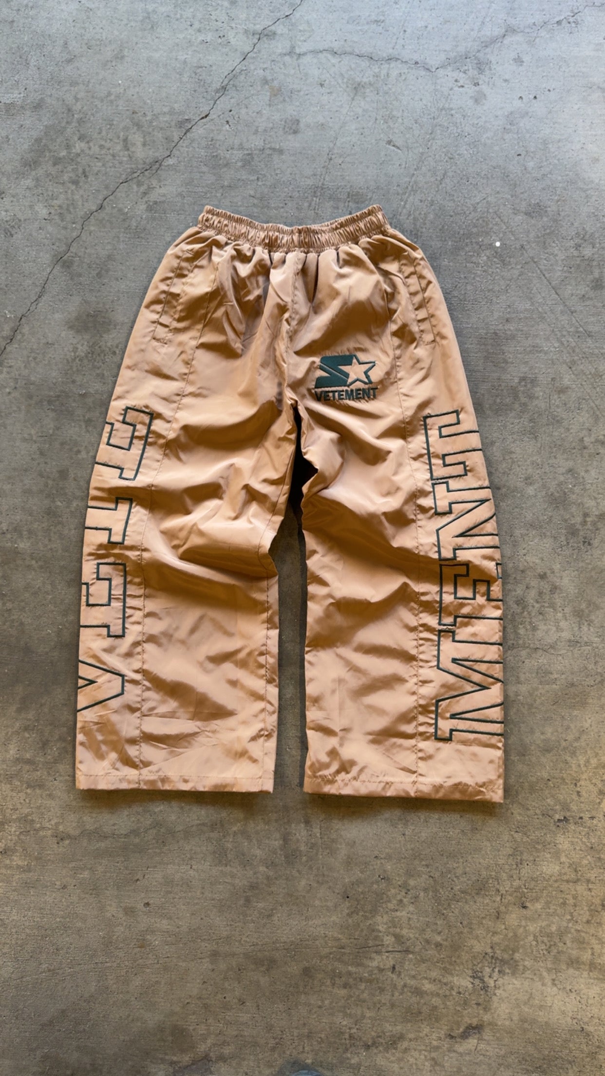 STVRTER Green Sweats